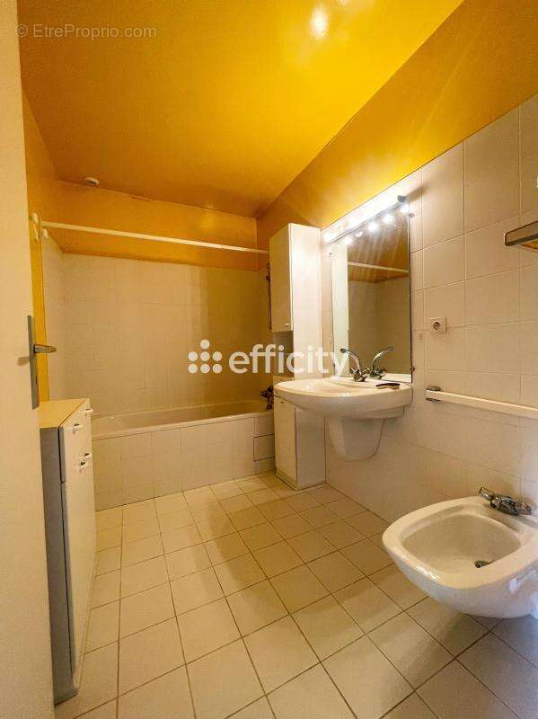 Maison à LE MAS-D&#039;AZIL