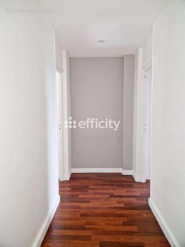 Appartement à CHOISY-LE-ROI