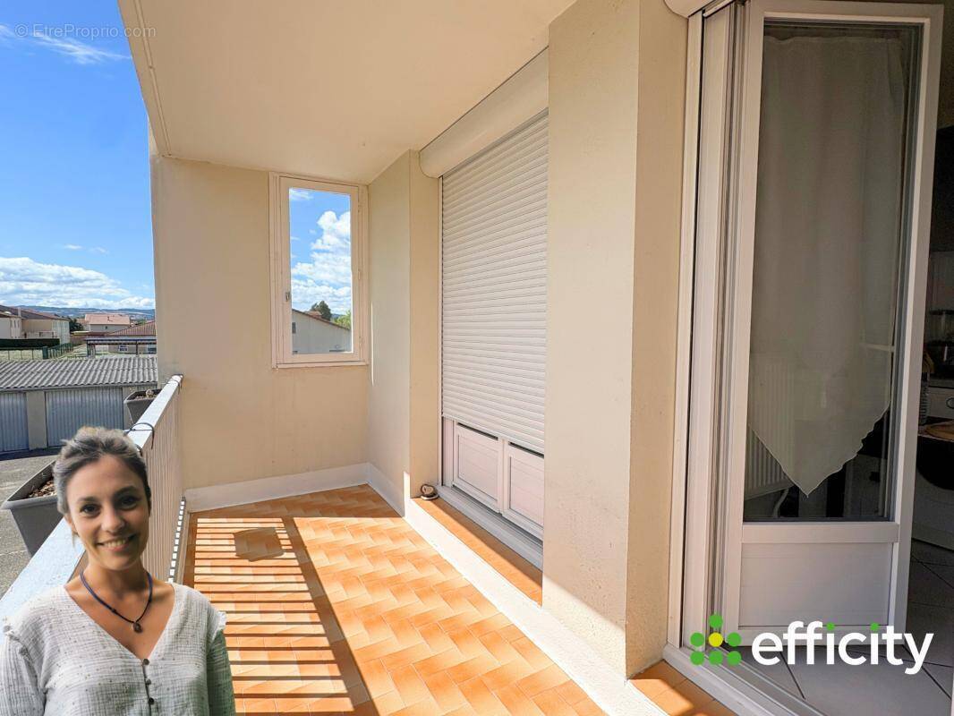 Appartement à SURY-LE-COMTAL