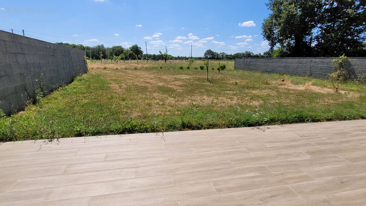 Maison à LA LIMOUZINIERE