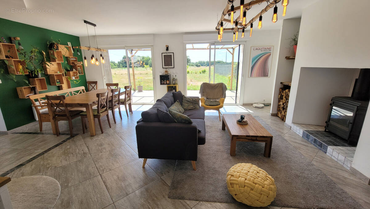 Maison à LA LIMOUZINIERE