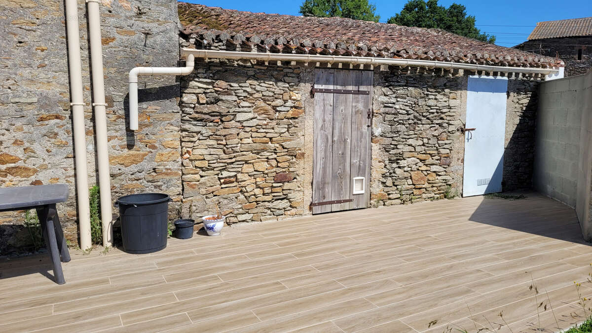 Maison à LA LIMOUZINIERE