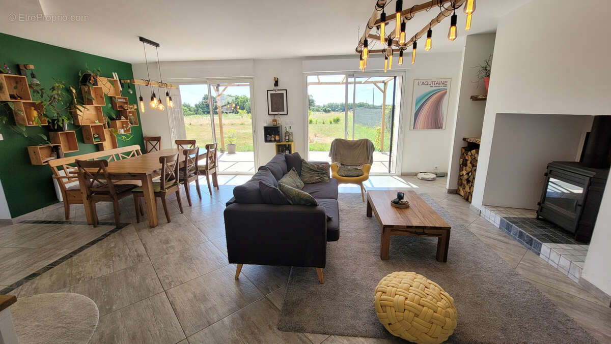 Maison à LA LIMOUZINIERE