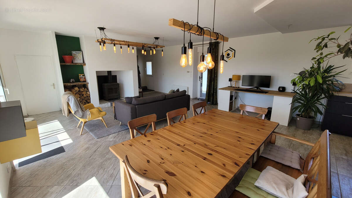 Maison à LA LIMOUZINIERE