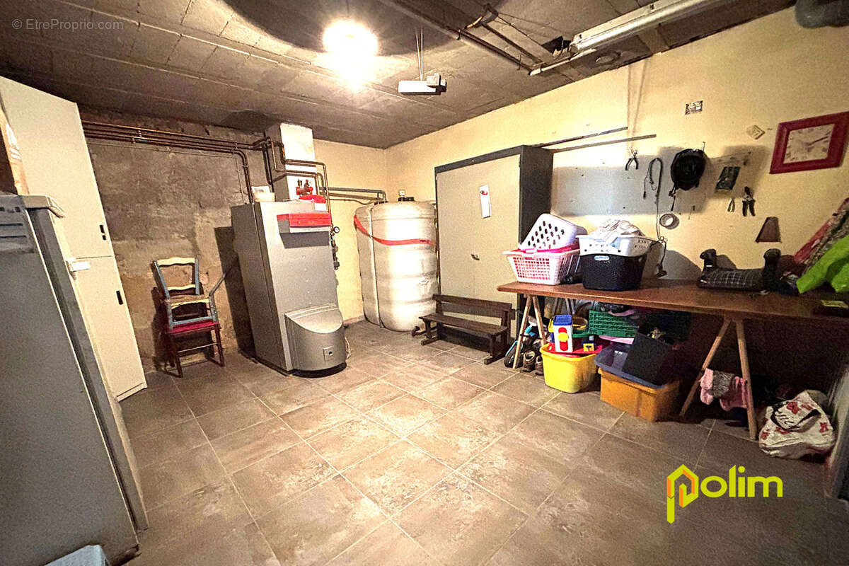 Maison à THIAUCOURT-REGNIEVILLE