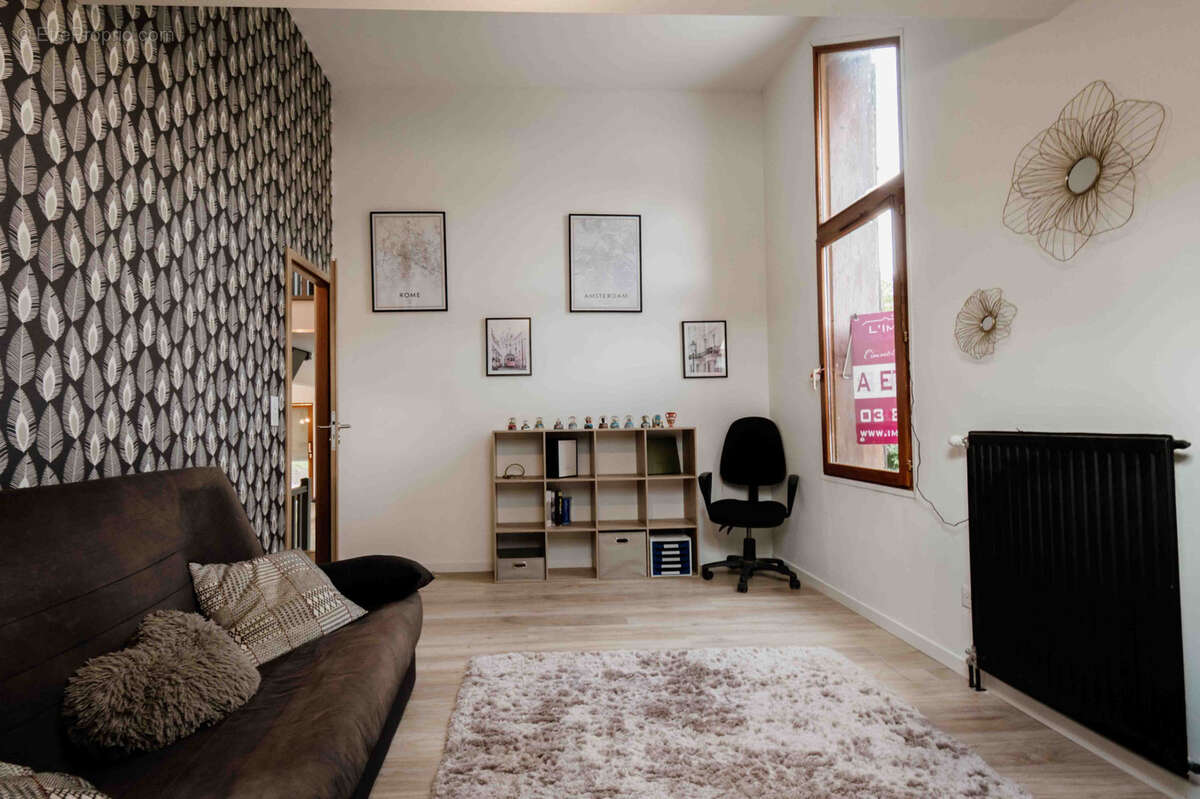 Maison à OYE-ET-PALLET