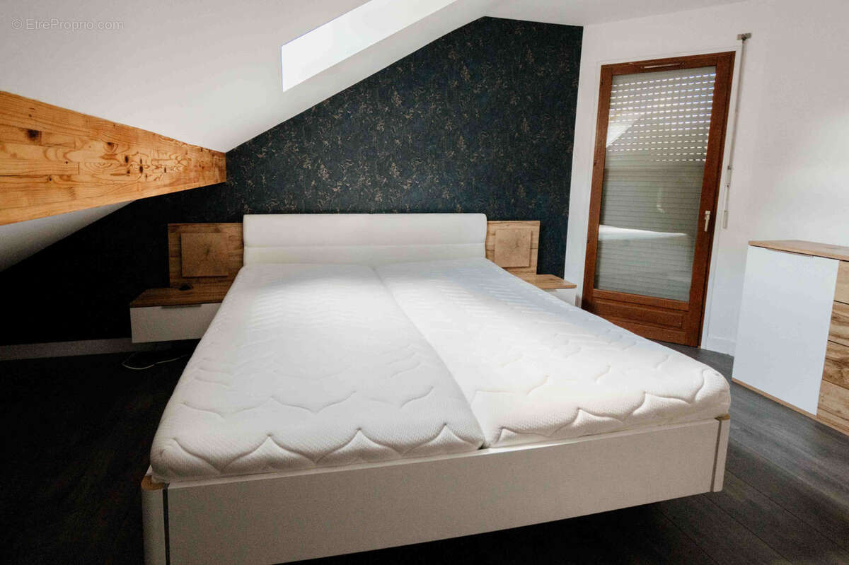 Maison à OYE-ET-PALLET