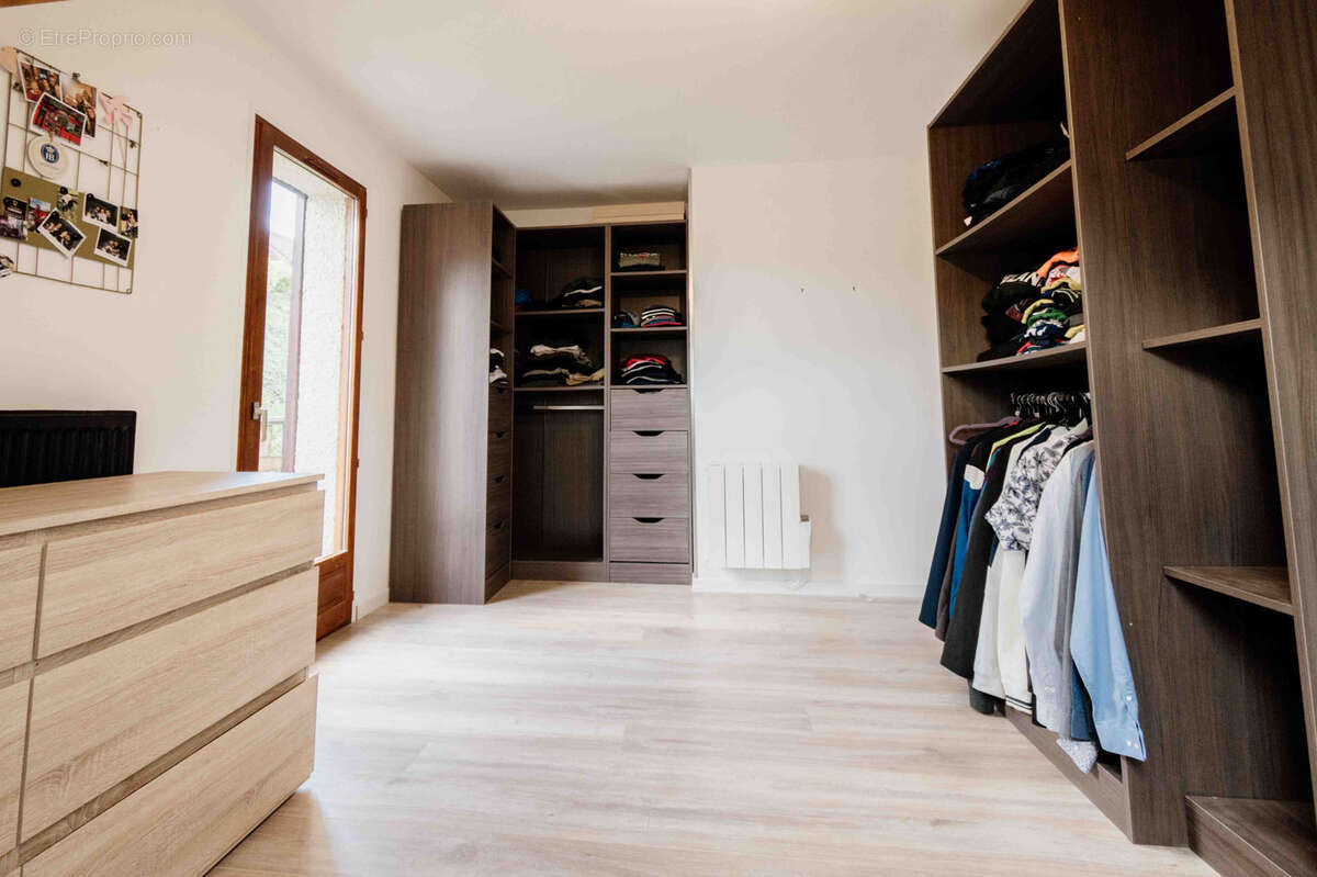 Maison à OYE-ET-PALLET