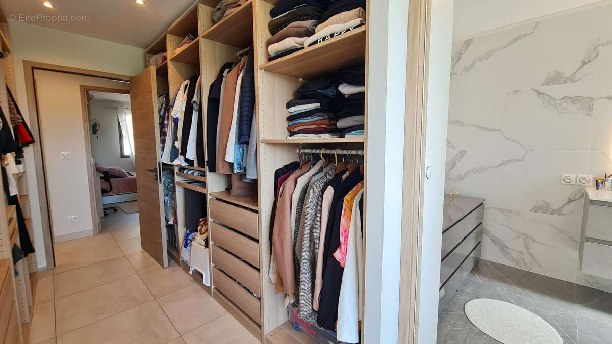 Maison à ROCHEFORT-DU-GARD