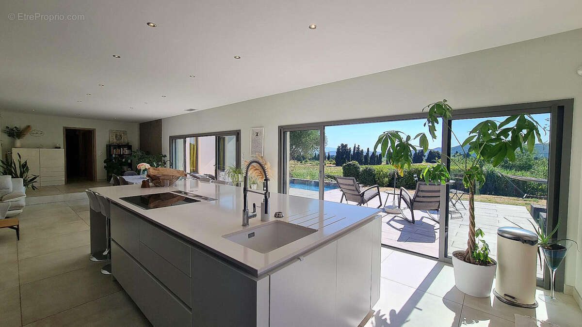 Maison à ROCHEFORT-DU-GARD