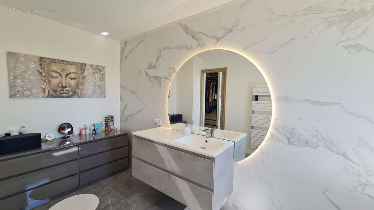 Maison à ROCHEFORT-DU-GARD