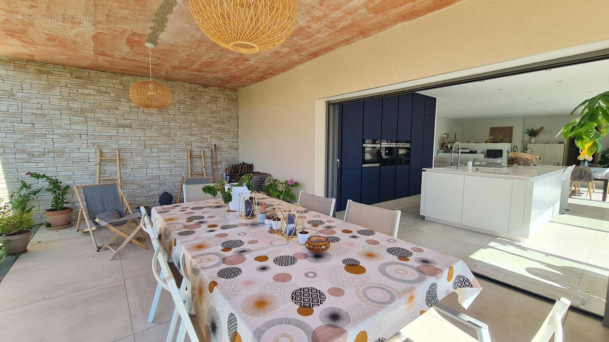 Maison à ROCHEFORT-DU-GARD