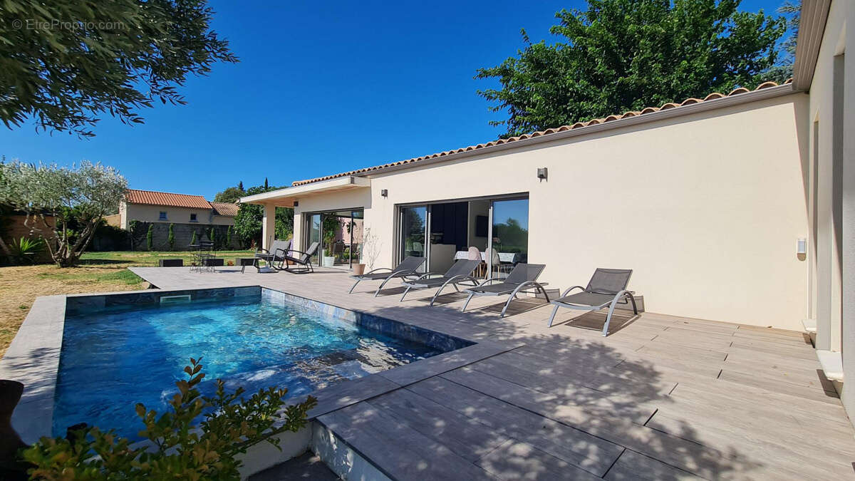 Maison à ROCHEFORT-DU-GARD