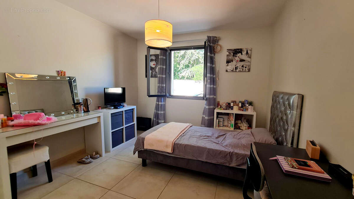 Maison à ROCHEFORT-DU-GARD