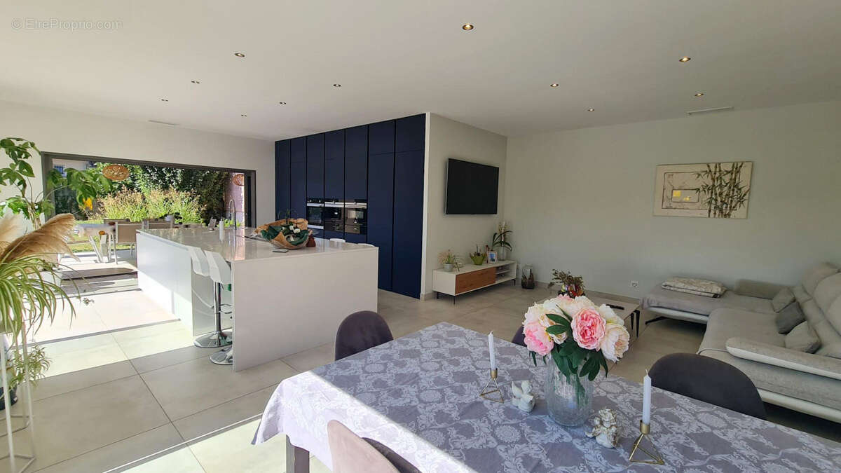 Maison à ROCHEFORT-DU-GARD