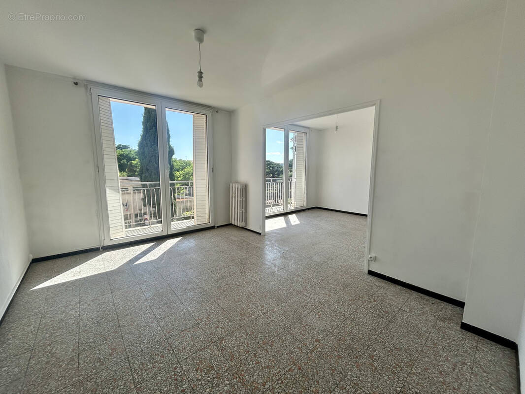Appartement à NIMES