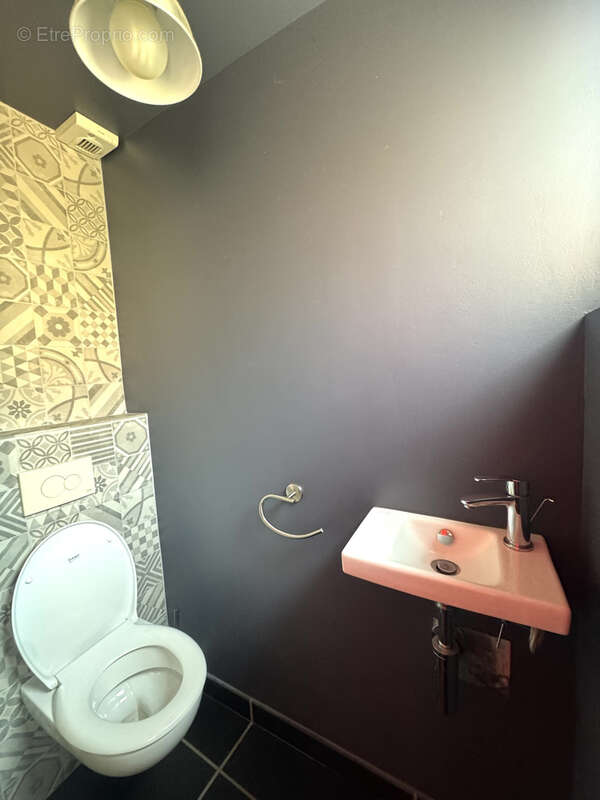 Appartement à SAINT-ETIENNE