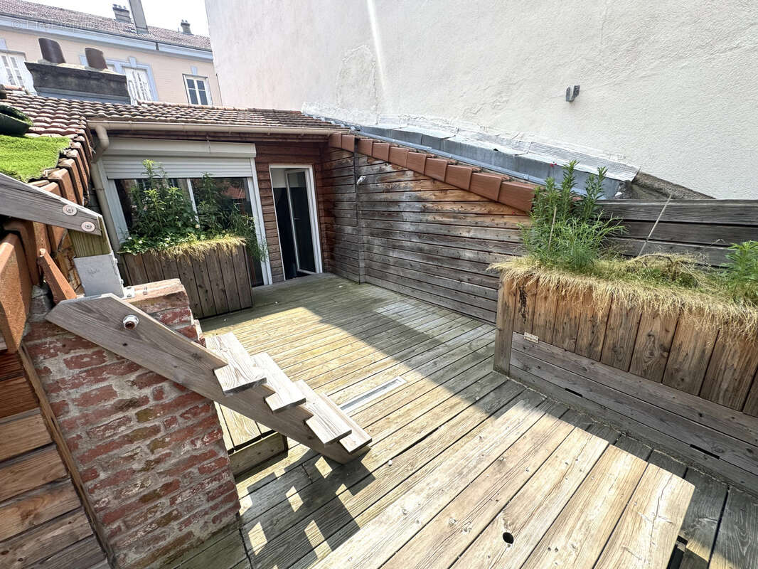 Appartement à SAINT-ETIENNE