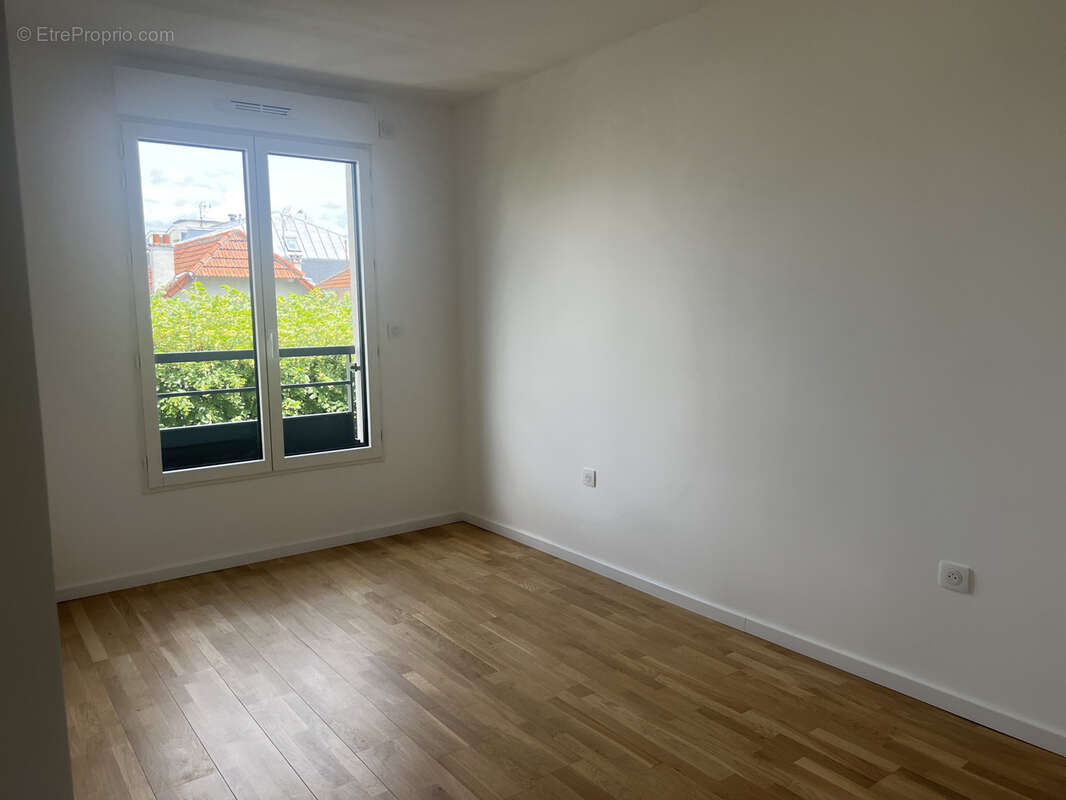 Appartement à LE PERREUX-SUR-MARNE