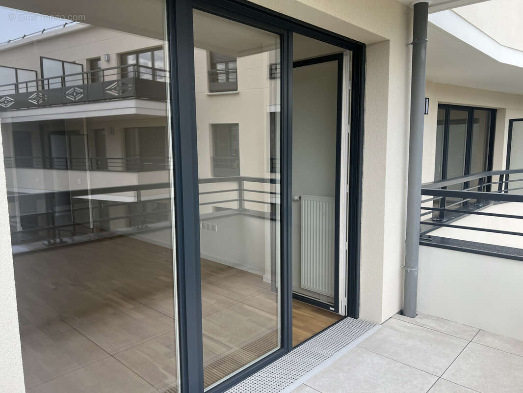 Appartement à LE PERREUX-SUR-MARNE