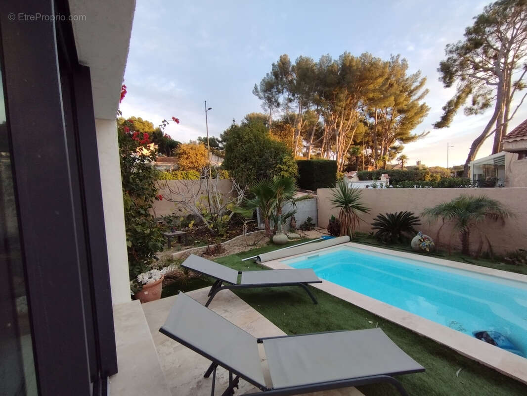 Maison à SIX-FOURS-LES-PLAGES