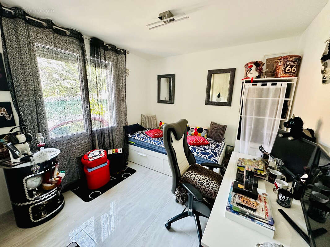 Maison à SIX-FOURS-LES-PLAGES