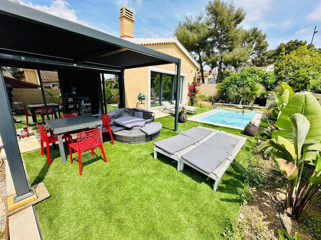 Maison à SIX-FOURS-LES-PLAGES