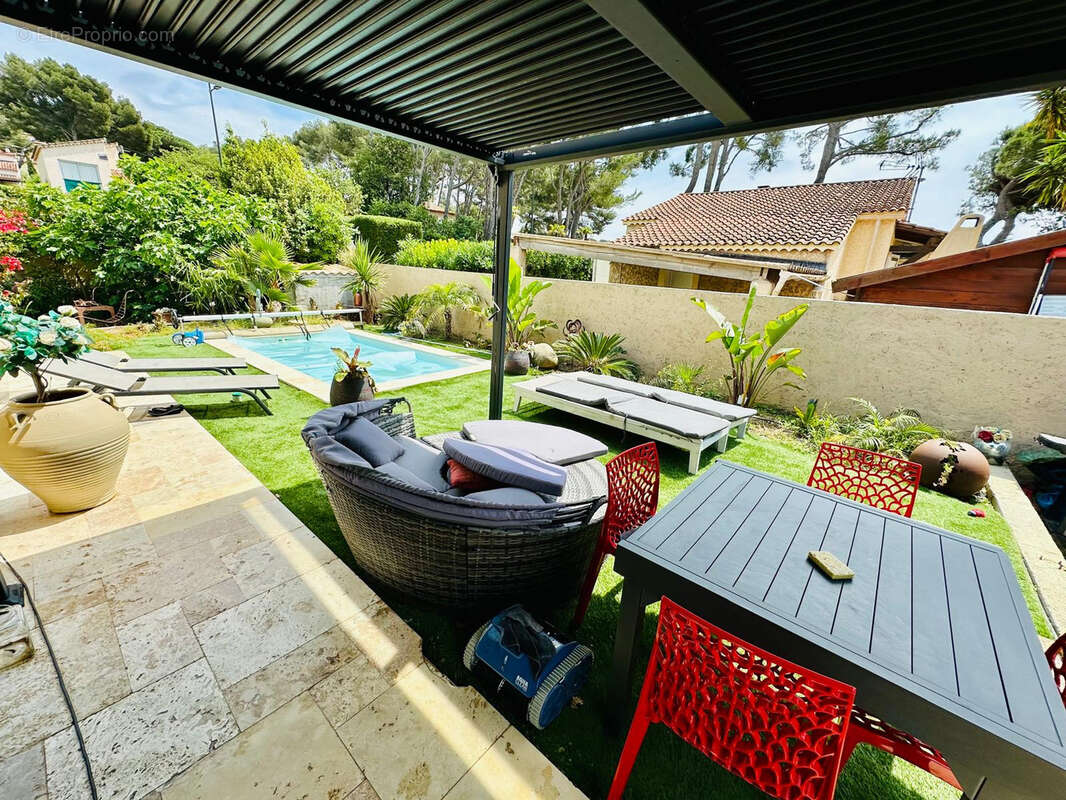 Maison à SIX-FOURS-LES-PLAGES