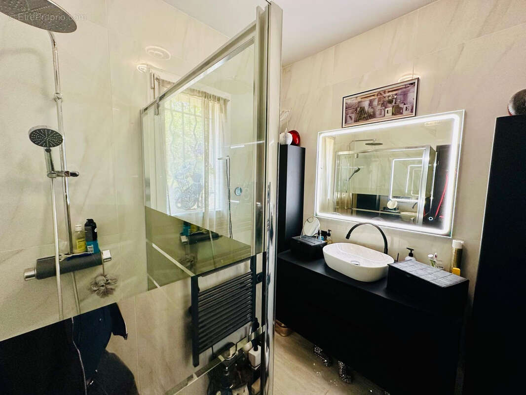 Maison à SIX-FOURS-LES-PLAGES