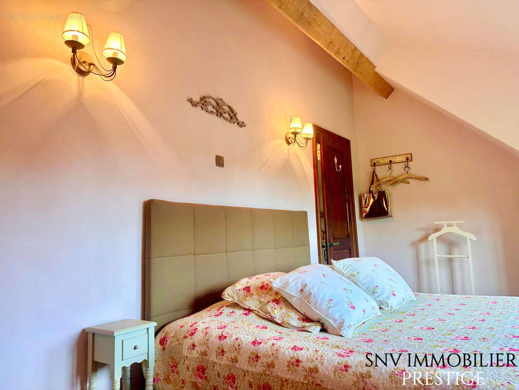 Maison à PARAY-LE-MONIAL