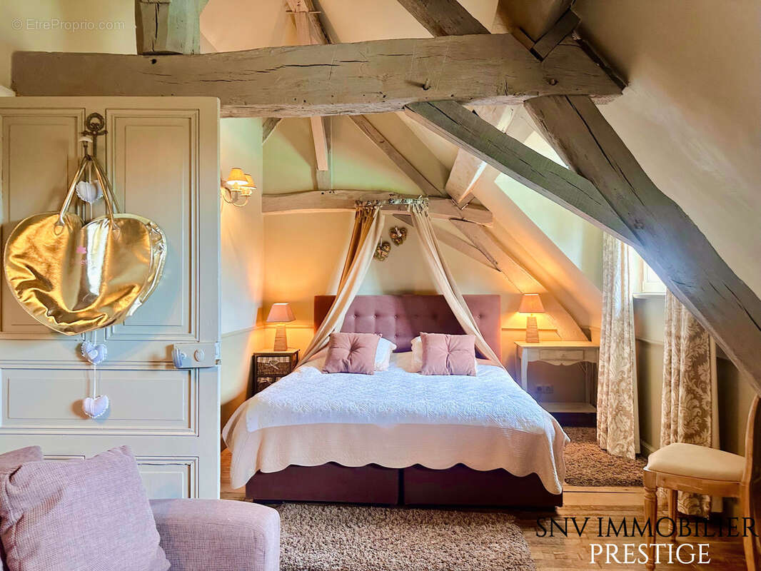 Maison à PARAY-LE-MONIAL