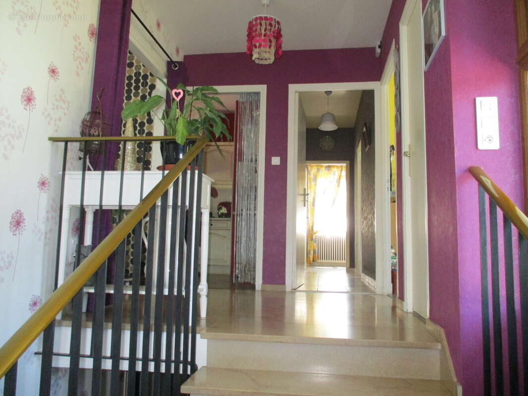 Maison à CHATEAU-CHINON(VILLE)