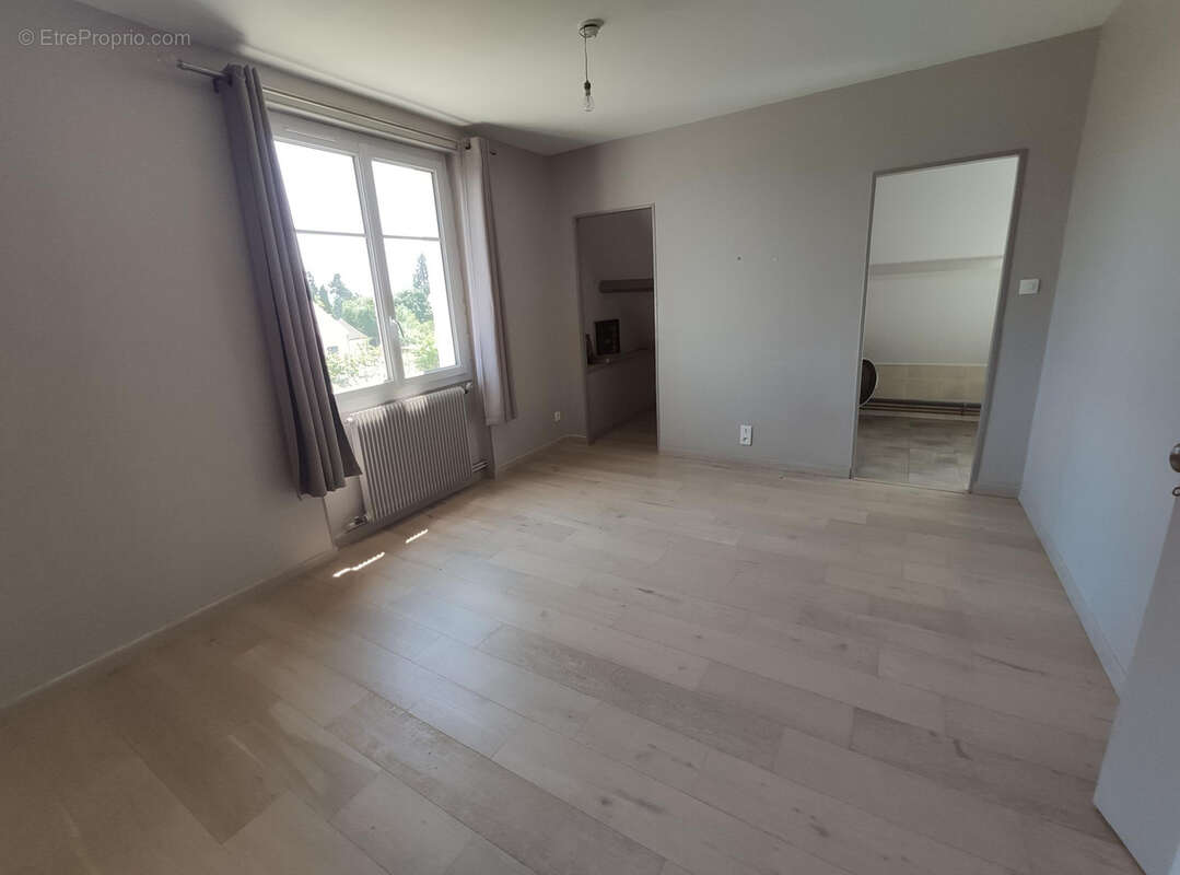 Maison à MEUNG-SUR-LOIRE