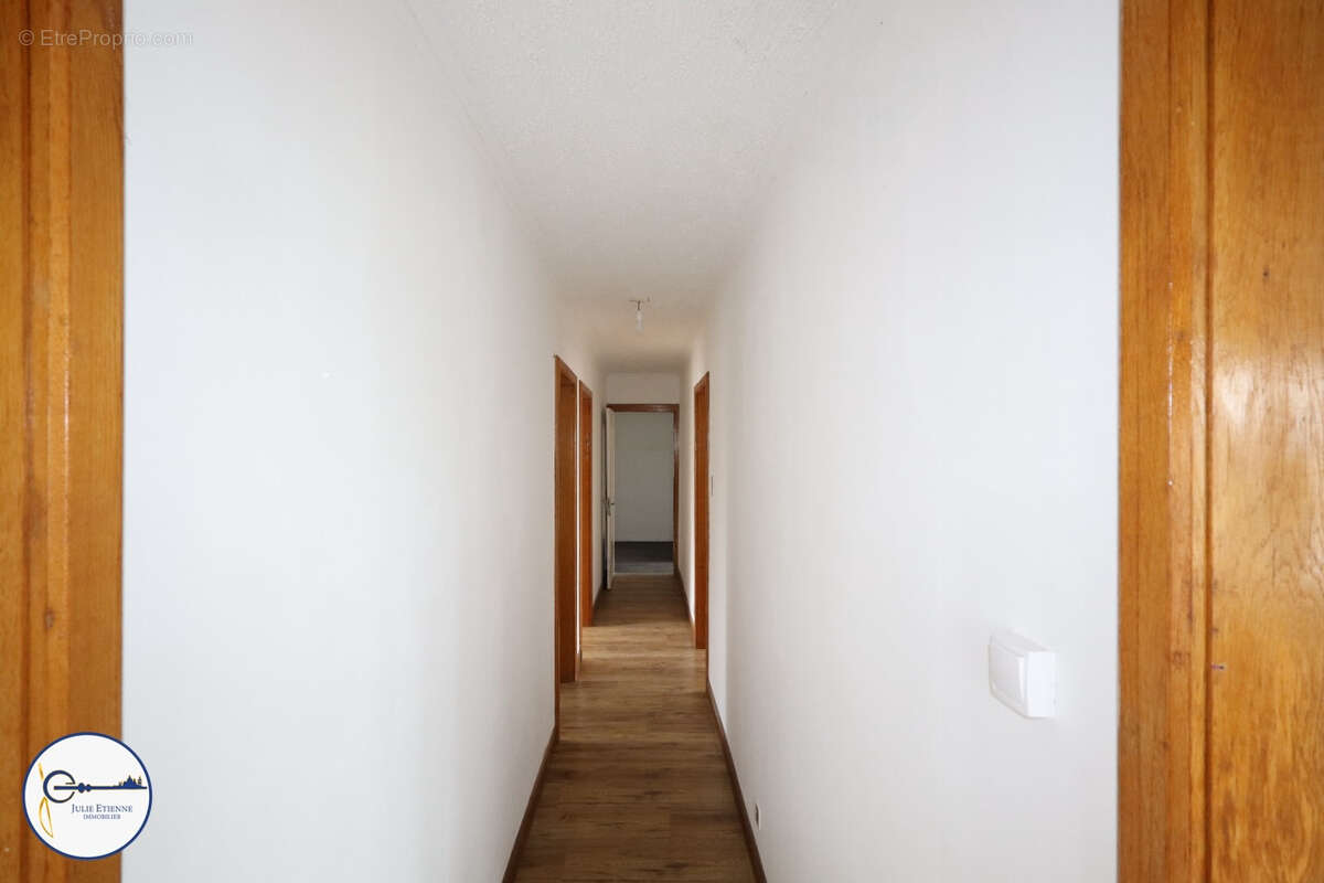 Maison à DOMEVRE-SUR-DURBION