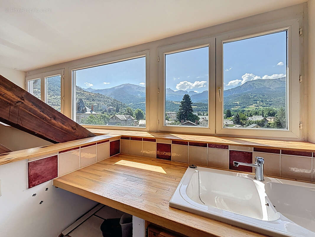 Appartement à JAUSIERS