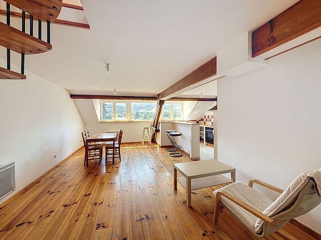 Appartement à JAUSIERS