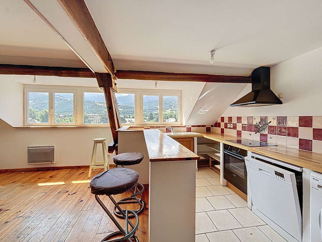 Appartement à JAUSIERS