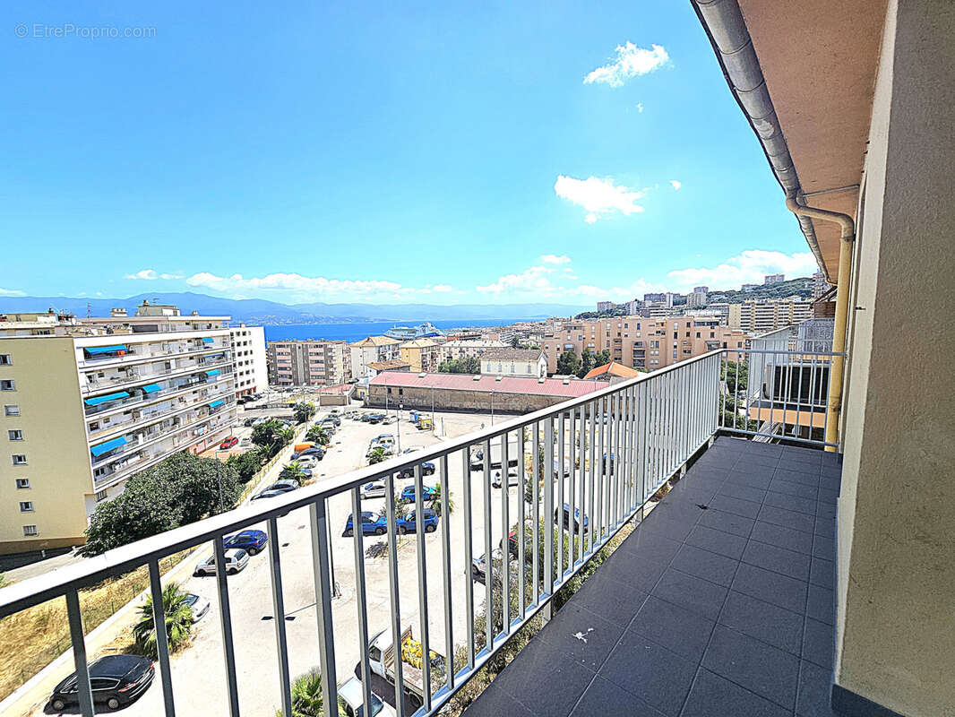 Appartement à AJACCIO