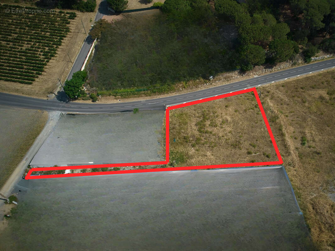 Terrain à VILLEDUBERT