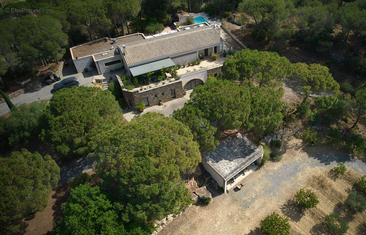 Maison à VILLEDUBERT