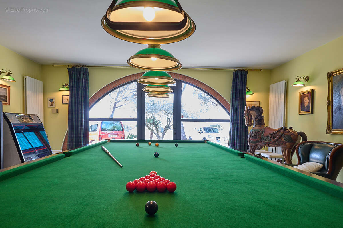 Maison à VILLEDUBERT