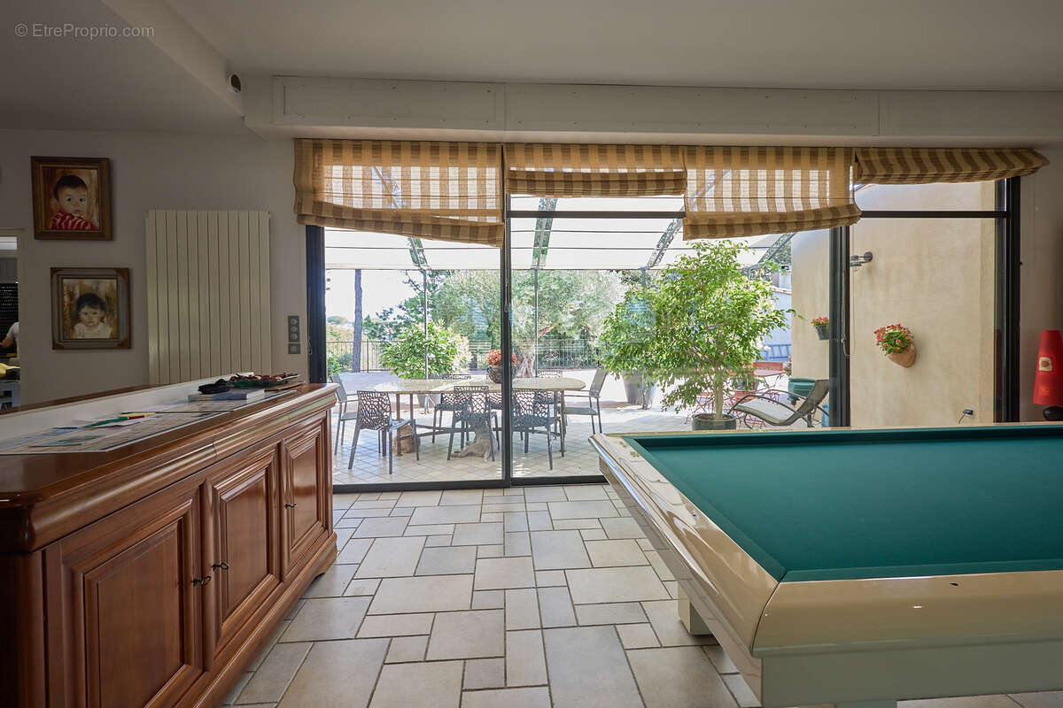 Maison à VILLEDUBERT