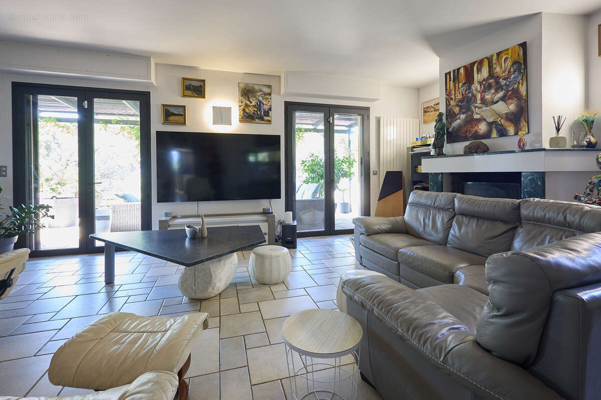 Maison à VILLEDUBERT