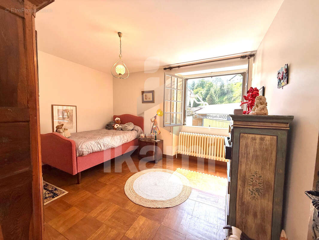 Appartement à DOUCIER