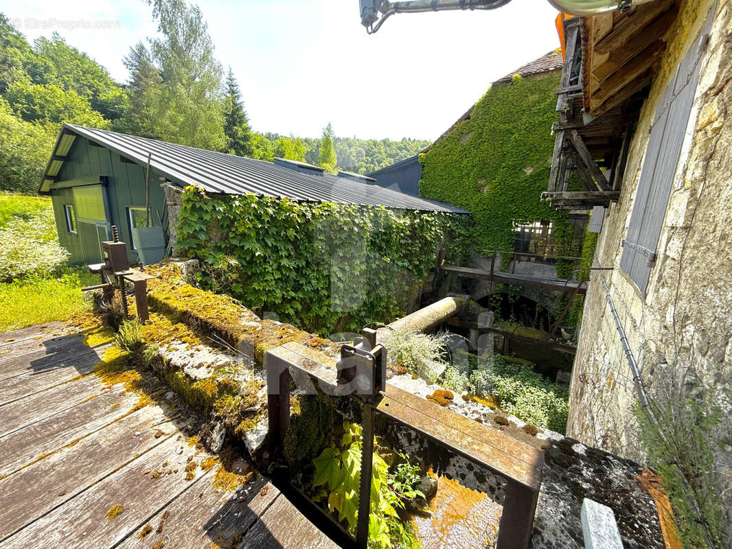 Appartement à DOUCIER