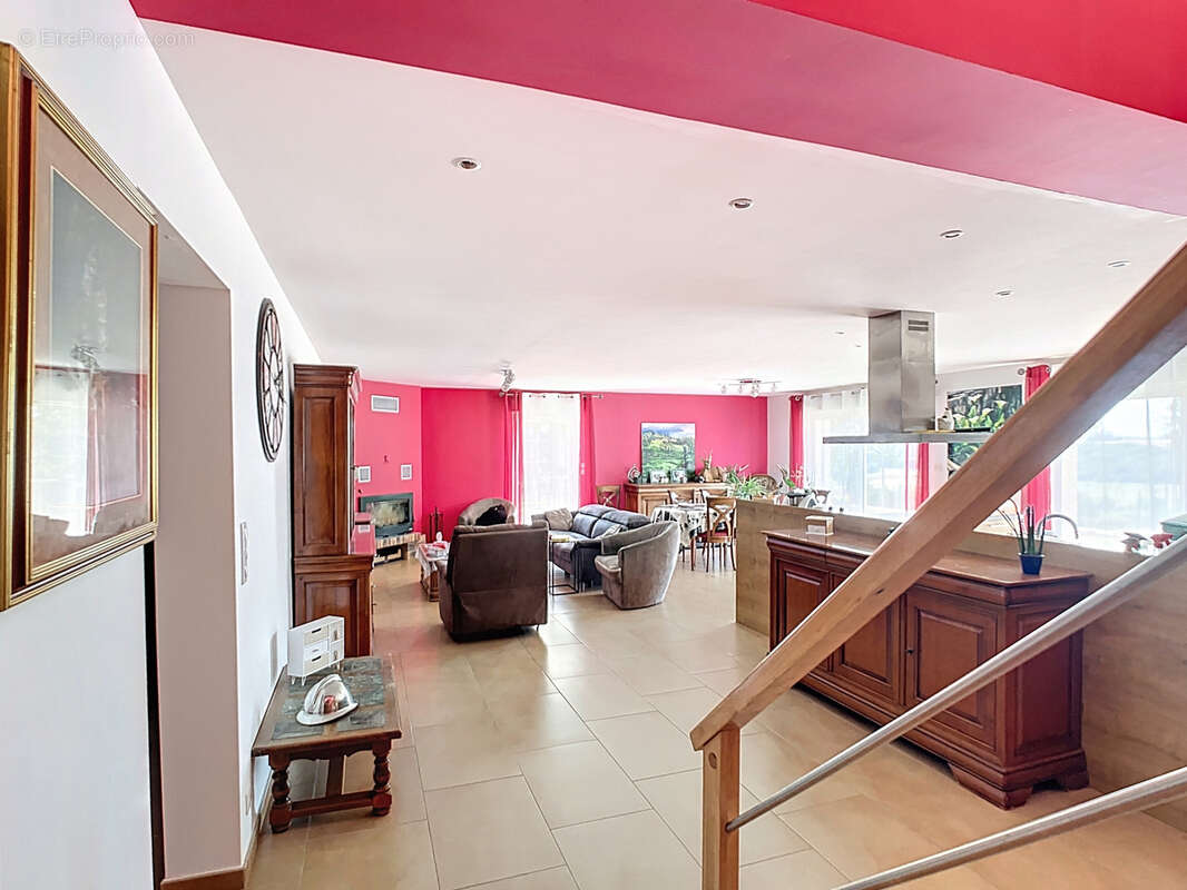 Maison à MONTMIRAIL