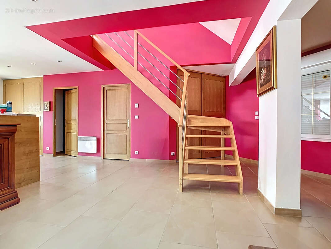 Maison à MONTMIRAIL