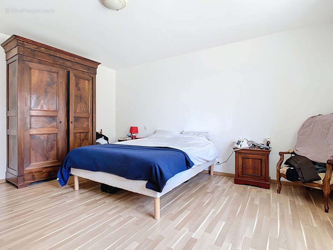 Maison à MONTMIRAIL