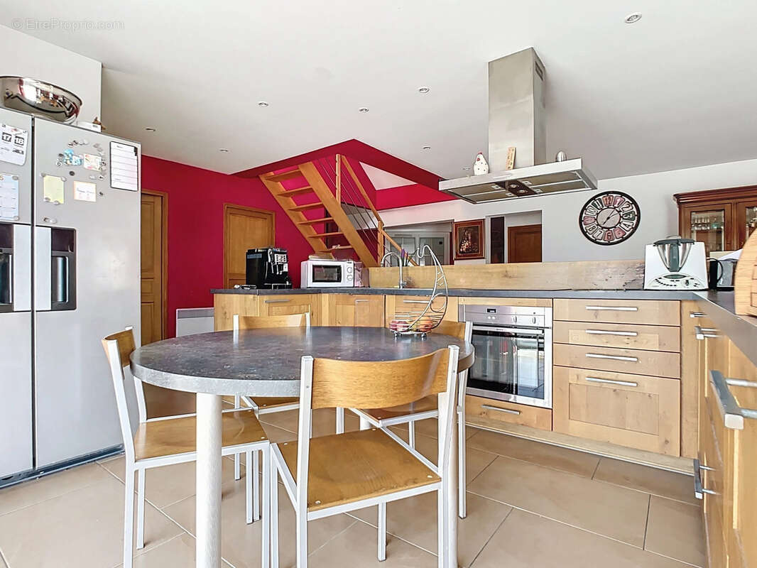 Maison à MONTMIRAIL