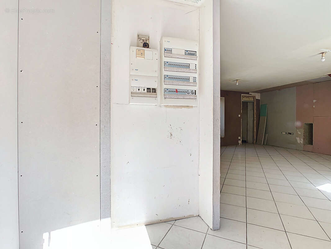 Maison à MONTMIRAIL